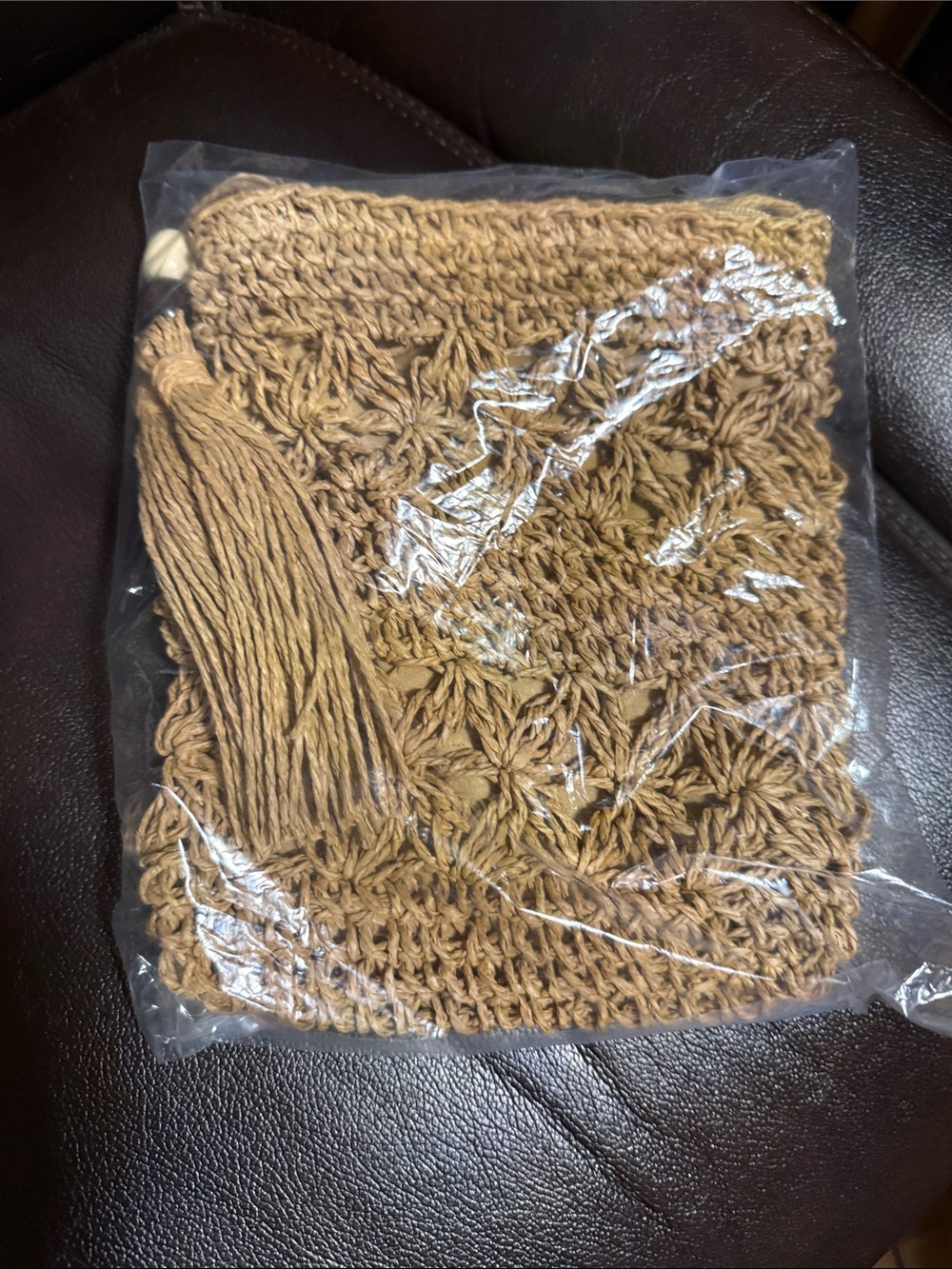 Handwoven Tan Straw Crossbody Bag with Tassel - Picture 2 of 2